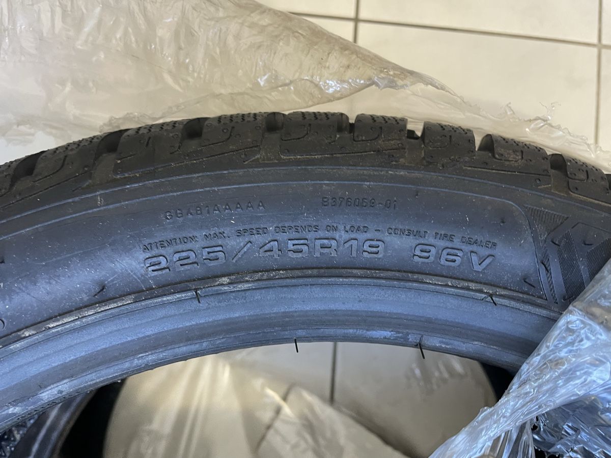 Pneumatici & Ruote complete: Goodyear Winterräder Neu 2 Stk – Nuovo (secondo la descrizione) da Tecknau venduto da Garage_St.Buser 1