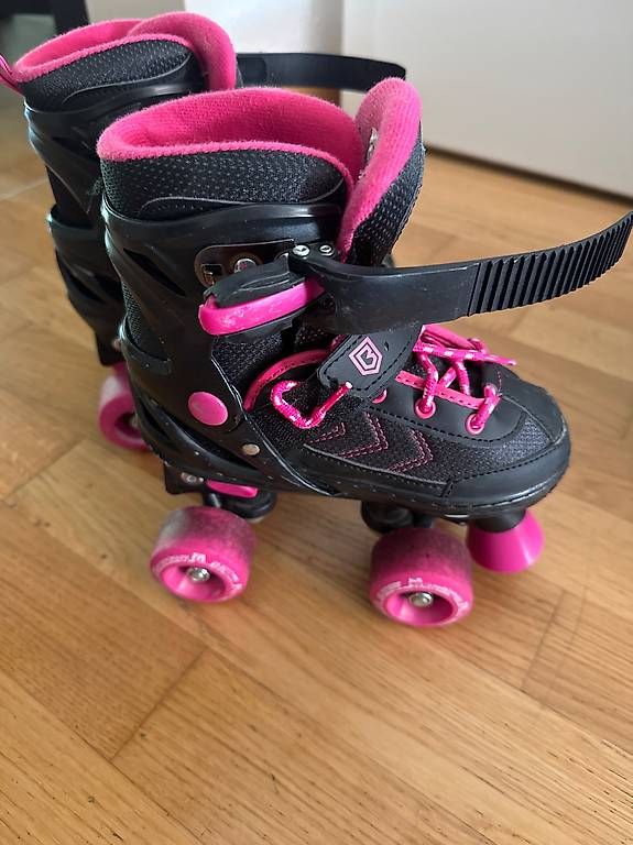 Pattini in linea & Pattini a rotelle: Kinderrollschuhe Grösse 31-34 – Usato da Ittigen venduto da Noelle26