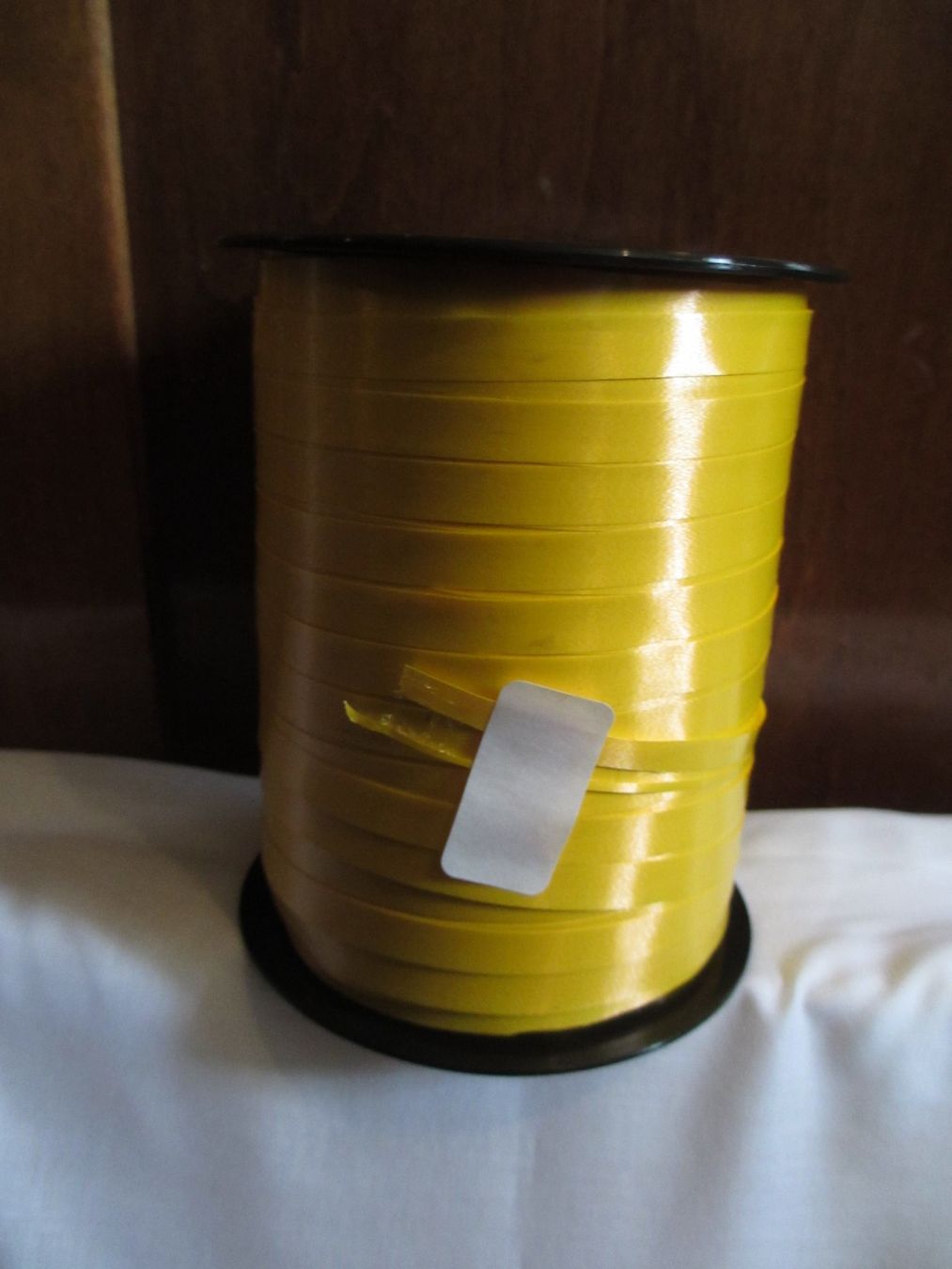 Nastri decorativi: Geschenkband gelb, 7mm x 500m – Nuovo e nell'imballaggio originale da Herisau venduto da fan_h9qj 1