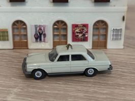 Wiking Mercedes 200 Taxi