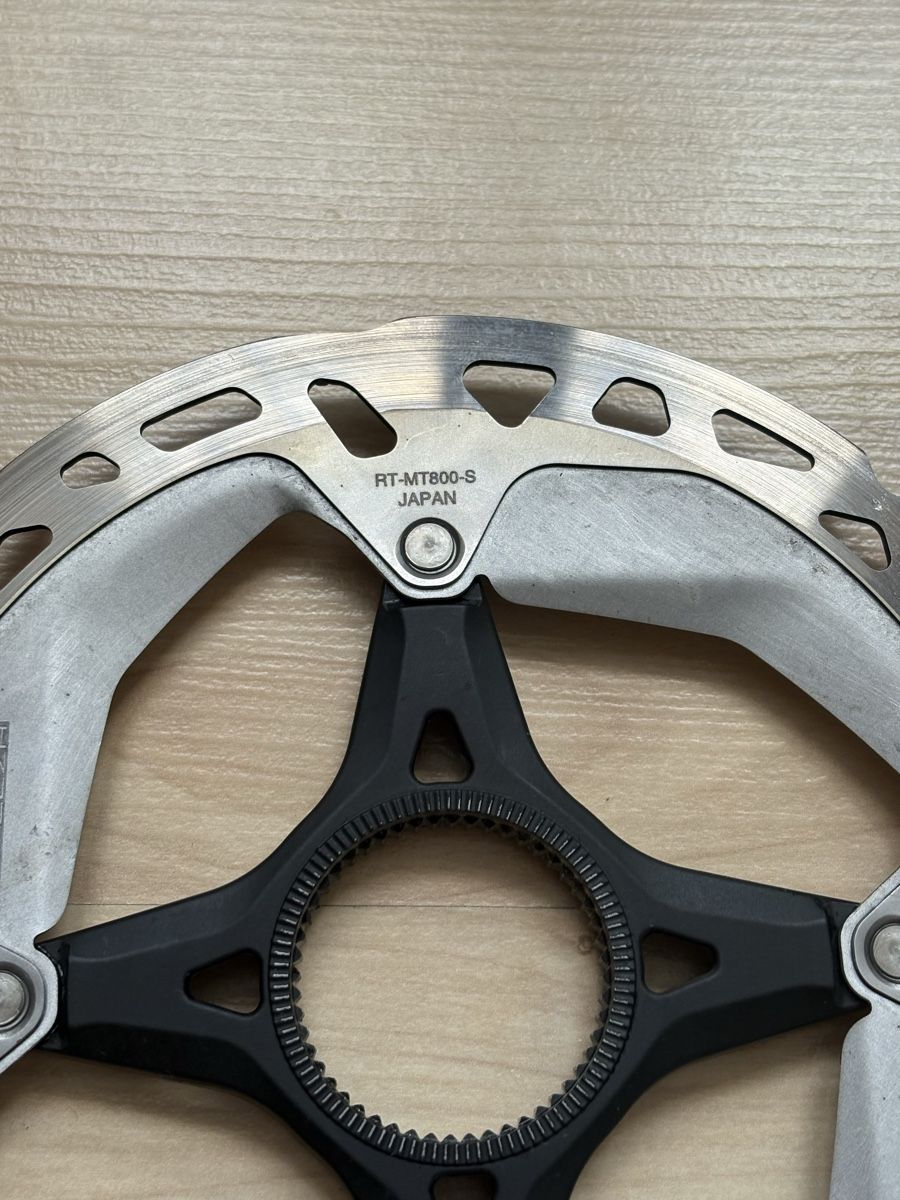 Shimano Ersatzteile: Paire disques Shimano RT-MT800-S – Gebraucht aus Corseaux von dow_s6cj 1