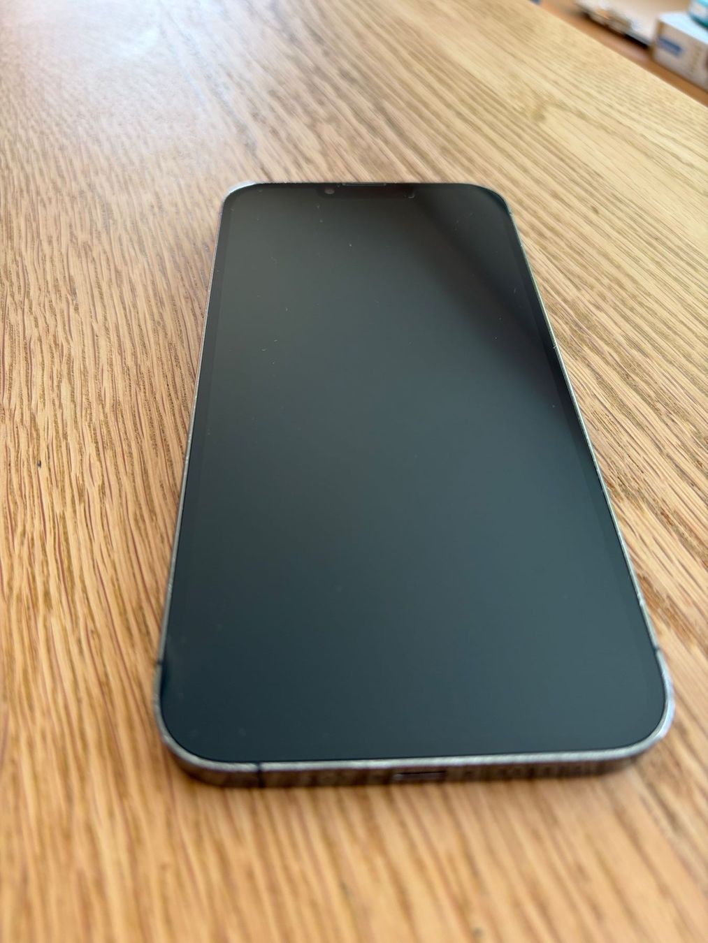 Apple Handys / Smartphones: Iphone 13 Pro Max 256 GB, Graphit, inkl. 2 Apple - Hüllen – Gebraucht aus Wil SG von Klicks 9