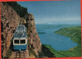 ARTH-RIGI-BAHN In der Kräbelwand mit Arth und Zugersee