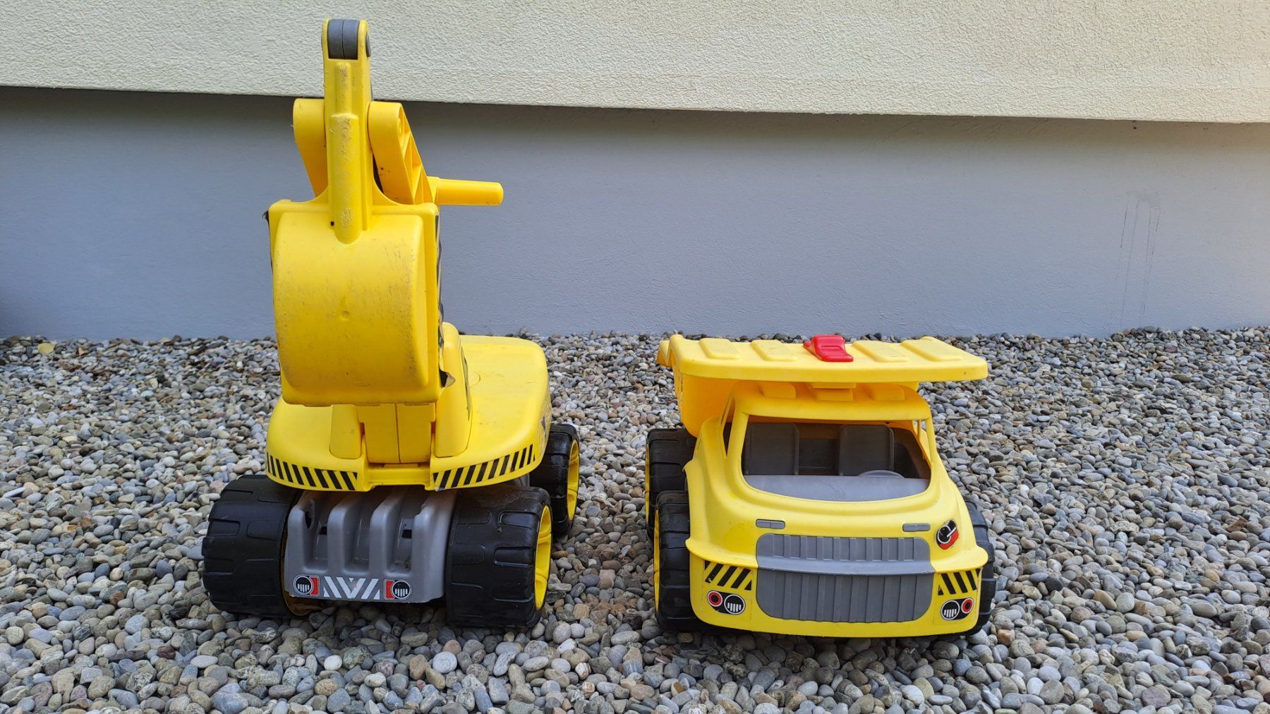 Big Giocattoli: Spielzeug Bagger und Muldenkipper – Usato da Wädenswil venduto da tat_j7wv