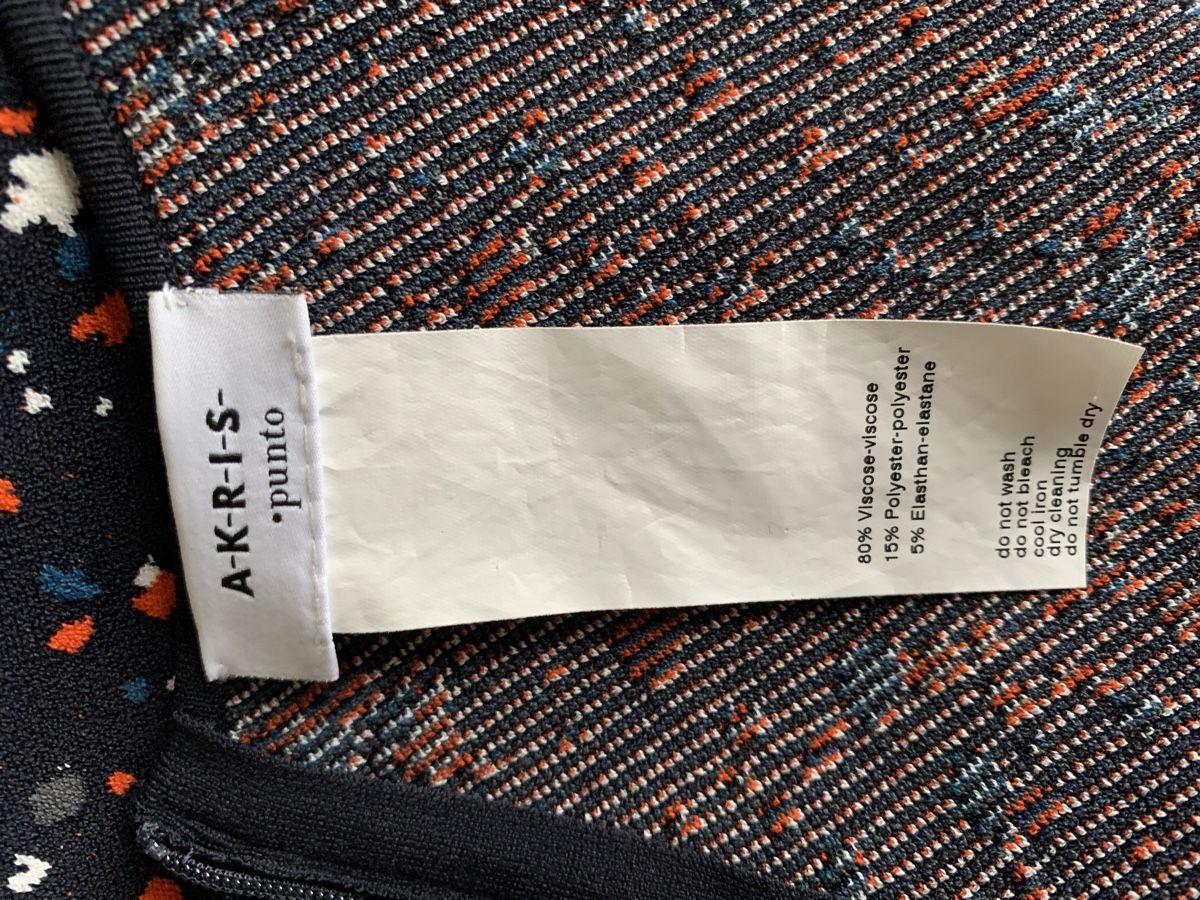 Akris Vestiti: AKRIS: Herrlich gemustertes blaues Kleid, 36 – Nuovo (secondo la descrizione) da Luzern venduto da designluzern 7