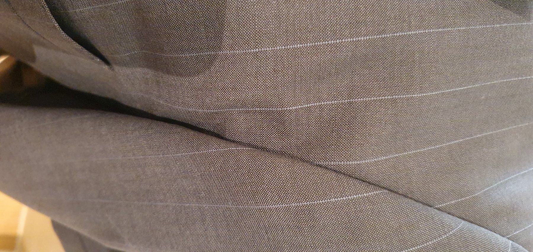 Hugo Boss Completi: Costume Hugo Boss – Usato da Lamboing venduto da onyx8002 8