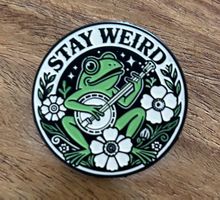 Lustiger Pin Frosch Stay Weird