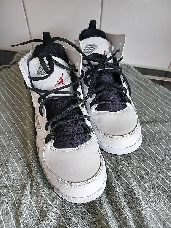 Jordan Scarpe da uomo: Turnschuhe Jordan Gr. 37,5 – Nuovo (secondo la descrizione) da Feusisberg venduto da due96 2