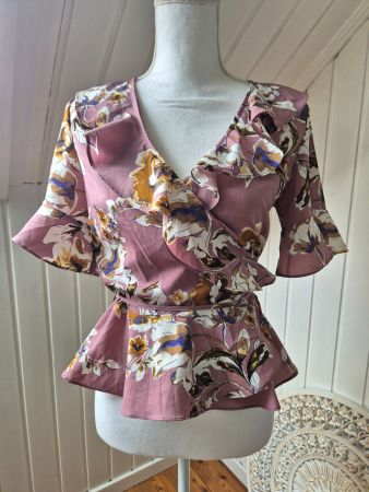 LIPSY     💕  wickelbluse altrosa   Grösse M