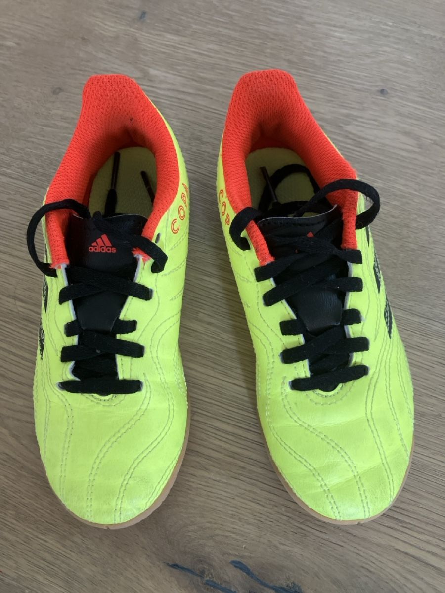 Adidas Scarpe per ragazzi: Hallenturnschuhe – Usato da Hinwil venduto da zorro83
