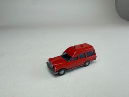 Wiking Mercedes 200 Feuerwehr Krankenwagen