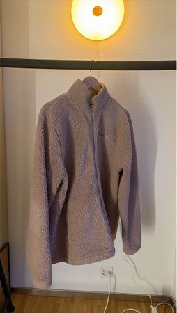 Kuschelige Fleecejacke für kalte Tage - Grösse L - Fila