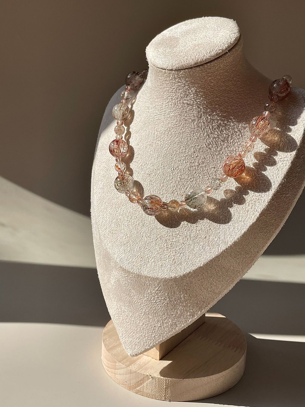 Colliers: Premium Edelstein Halskette Handmade – Neuf avec emballage d'origine à Schiers par sisikristall