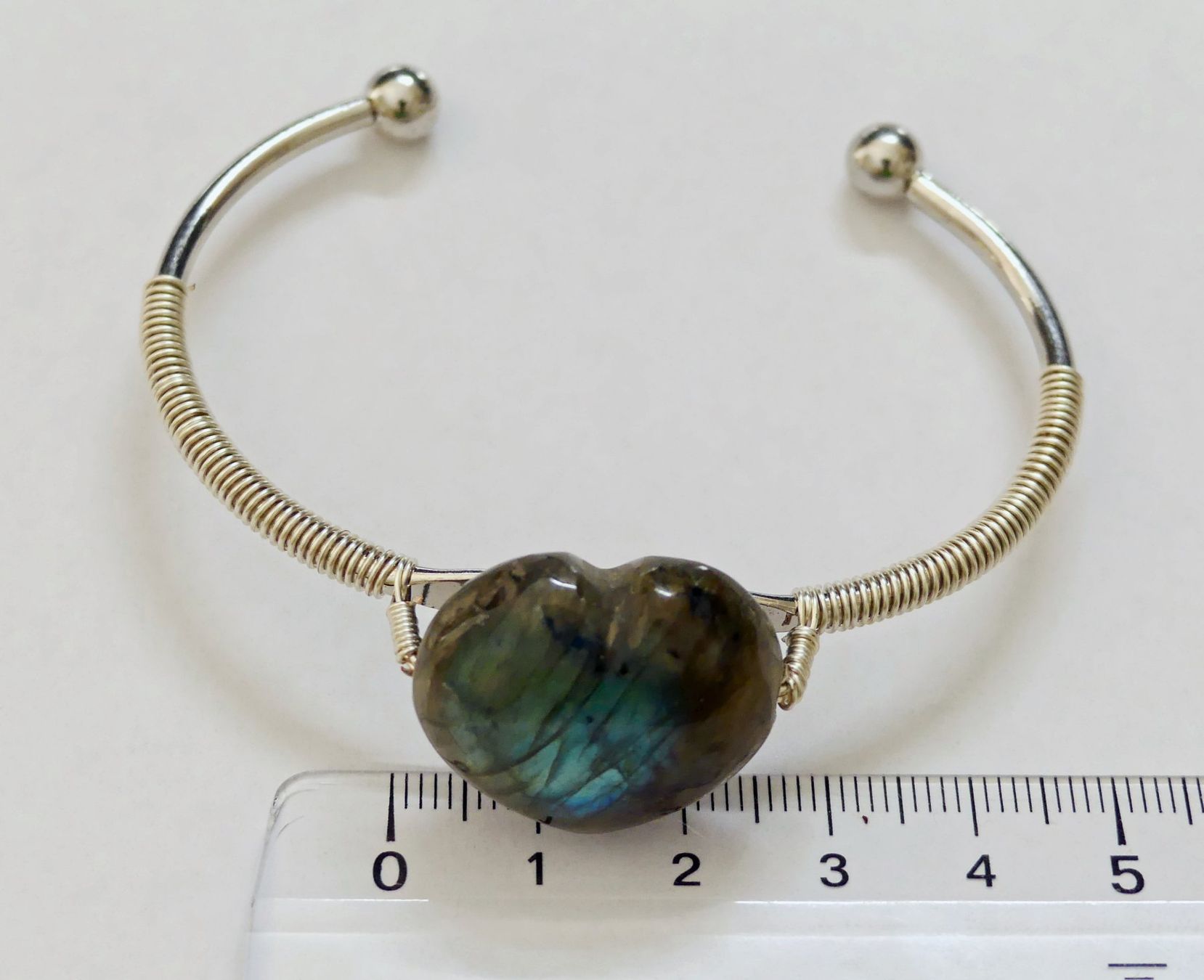 Bracciali & Braccialetti: Armreif mit Labradorit – elegant & zeitlos – Nuovo e nell'imballaggio originale da Matten b. Interlaken venduto da kero71 8