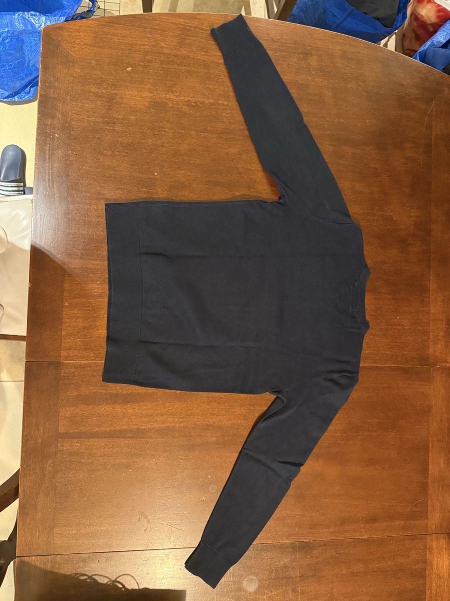 Tommy Hilfiger Pullover & Sweatshirts: Tommy Hilfiger Pullover V-Ausschnitt dunkelblau 164 – Gebraucht aus Dielsdorf von dav_bpp5 1