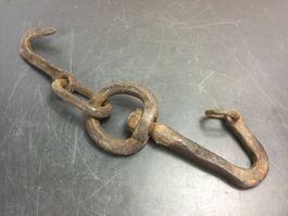 Rustikaler antiker Schmiedeeisen Haken mit Wirbel