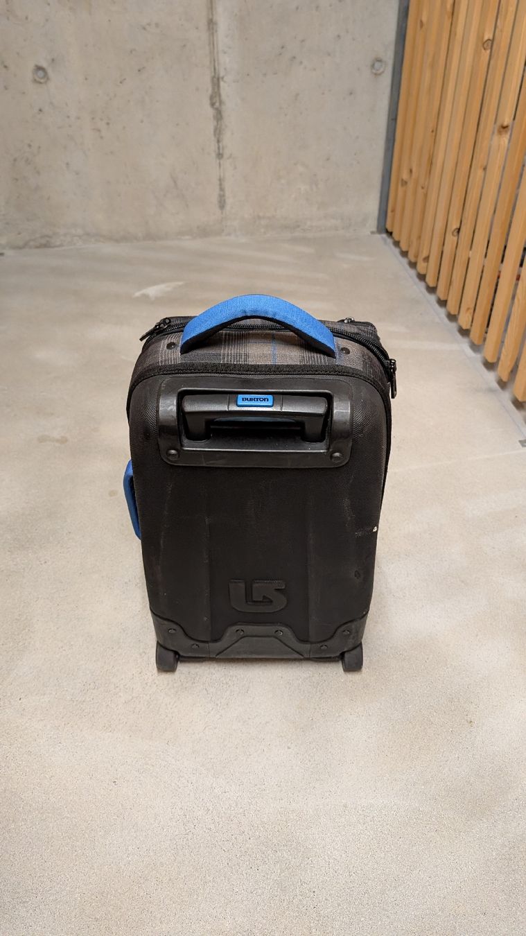 Burton Valigie: Burton rolling suitcase plaid checked fabric – Usato da Horgen venduto da Robjohnch 2