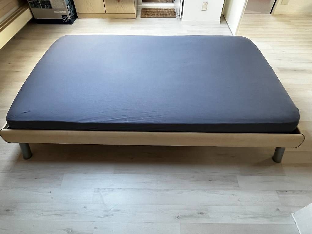 Lits: Bett – D'occasion à Gossau SG par jjb01 4