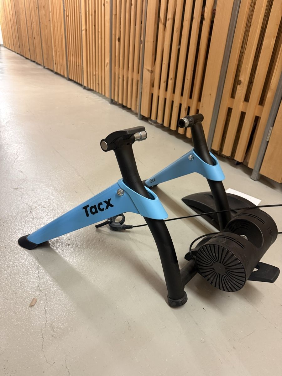 Tacx Hometrainer: Tacx rollentrainer – Usato da Zürich venduto da Elli_zurich 2