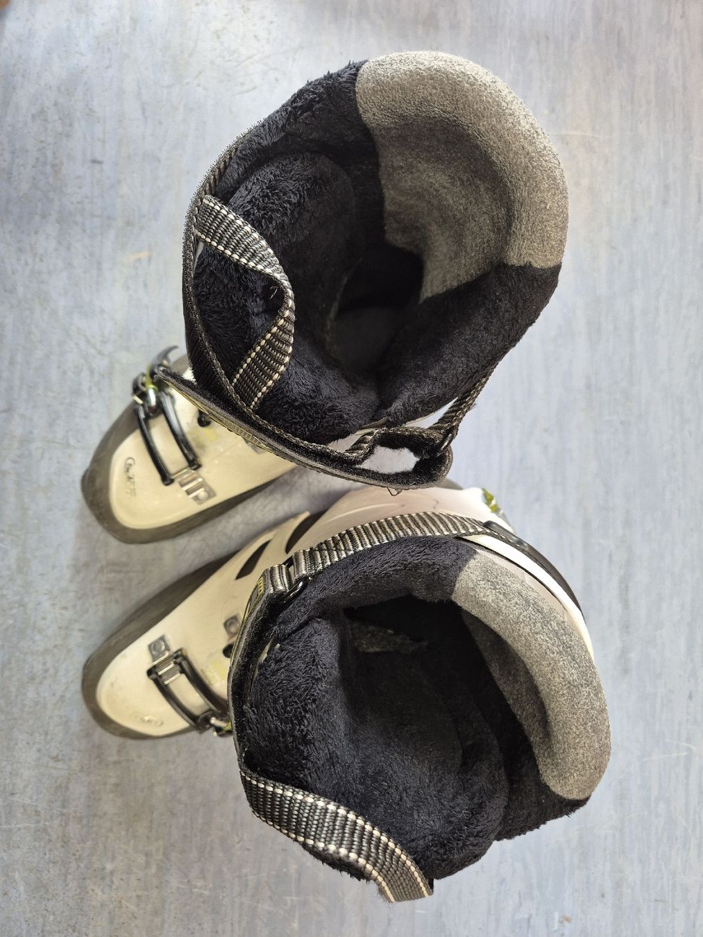 Salomon Scarpe da donna: Skischuhe Salomon Grösse 27.5 – Usato da Villigen venduto da Tilt 4