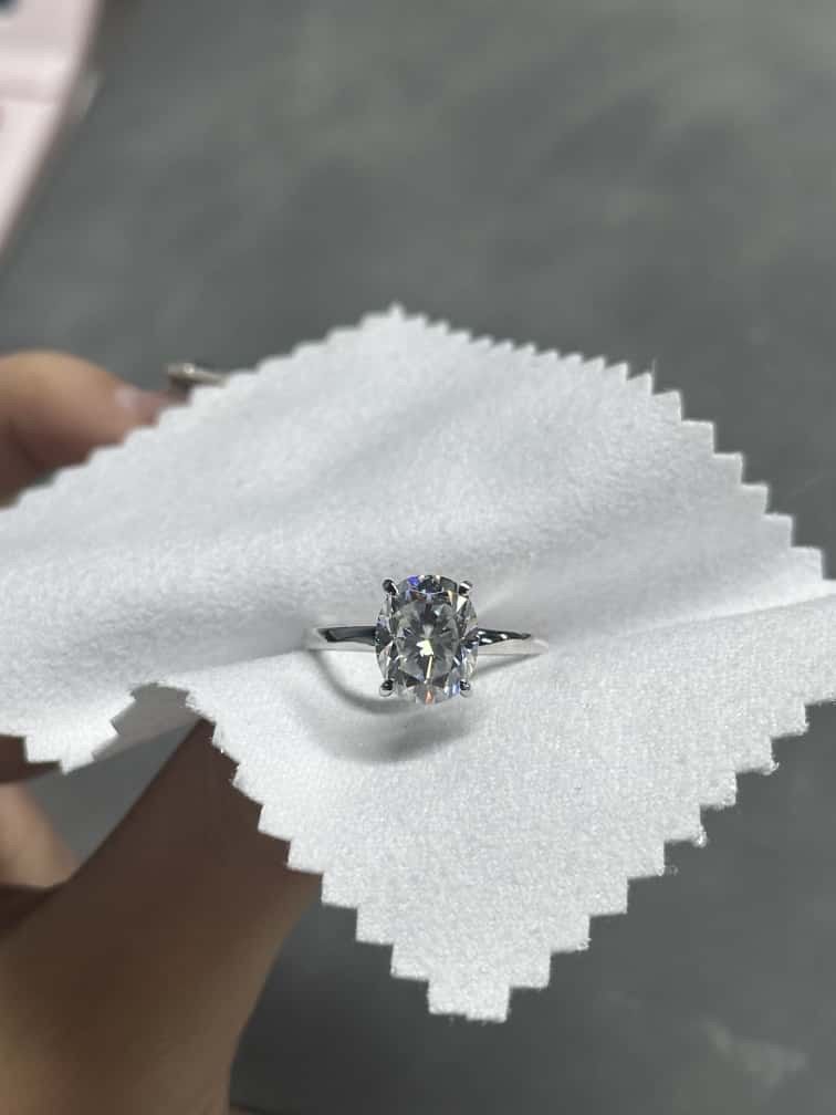 Anelli: Silber Ring mit Moissanit 3ct – Nuovo (secondo la descrizione) da Zuzwil SG venduto da ParfumDeStraess