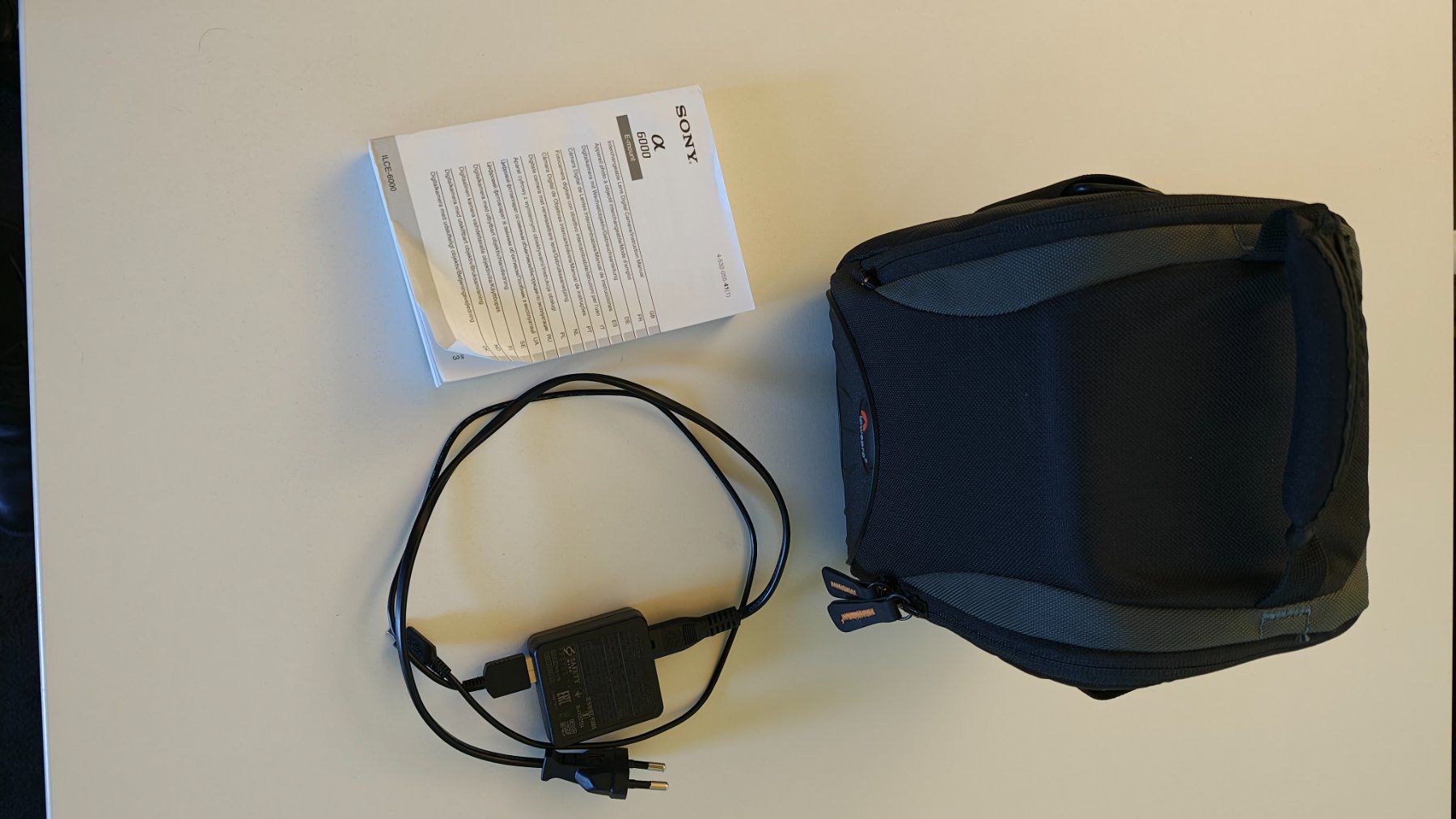 Sony Kamera: Sony Alpha 6000 Systemkamera mit Objektiv guter Zustand – Gebraucht aus Lenzburg von Johnnyst 3