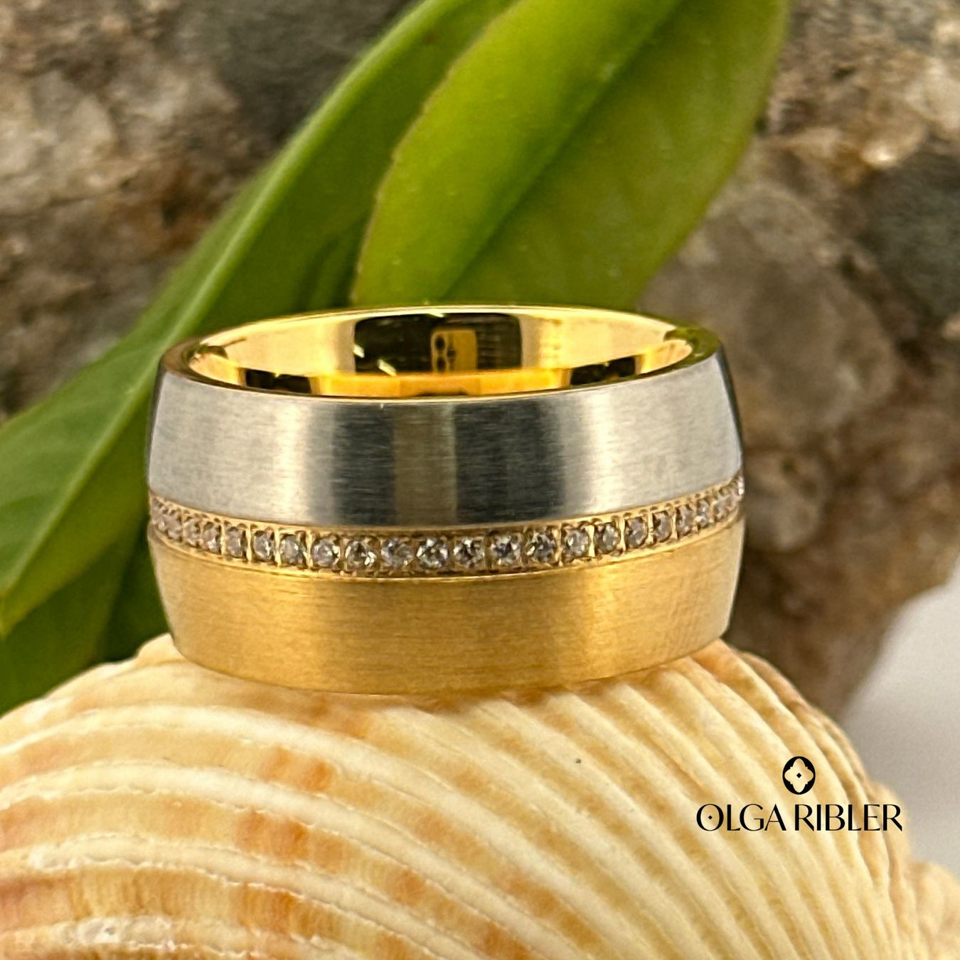 Olga Ribler Anelli: 12 mm breiter Ring Stahlring bicolor, Grösse 60 – Nuovo (secondo la descrizione) da Luzern venduto da Schmuckoutlet