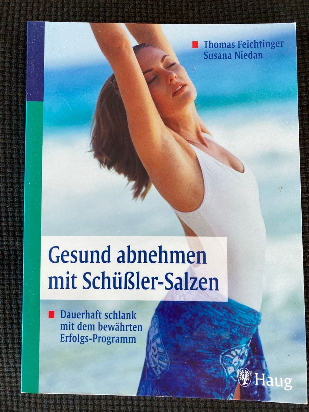 Libri: Gesund abnehmen mit Schüssler-Salzen – Usato da Baden venduto da Yoyo1