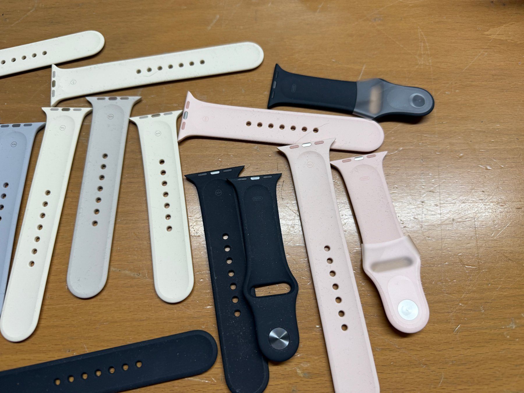 Bracciali & Braccialetti: Apple watch Armbänder M/L+S/M – Usato da Au SG venduto da bah_6f5w 1