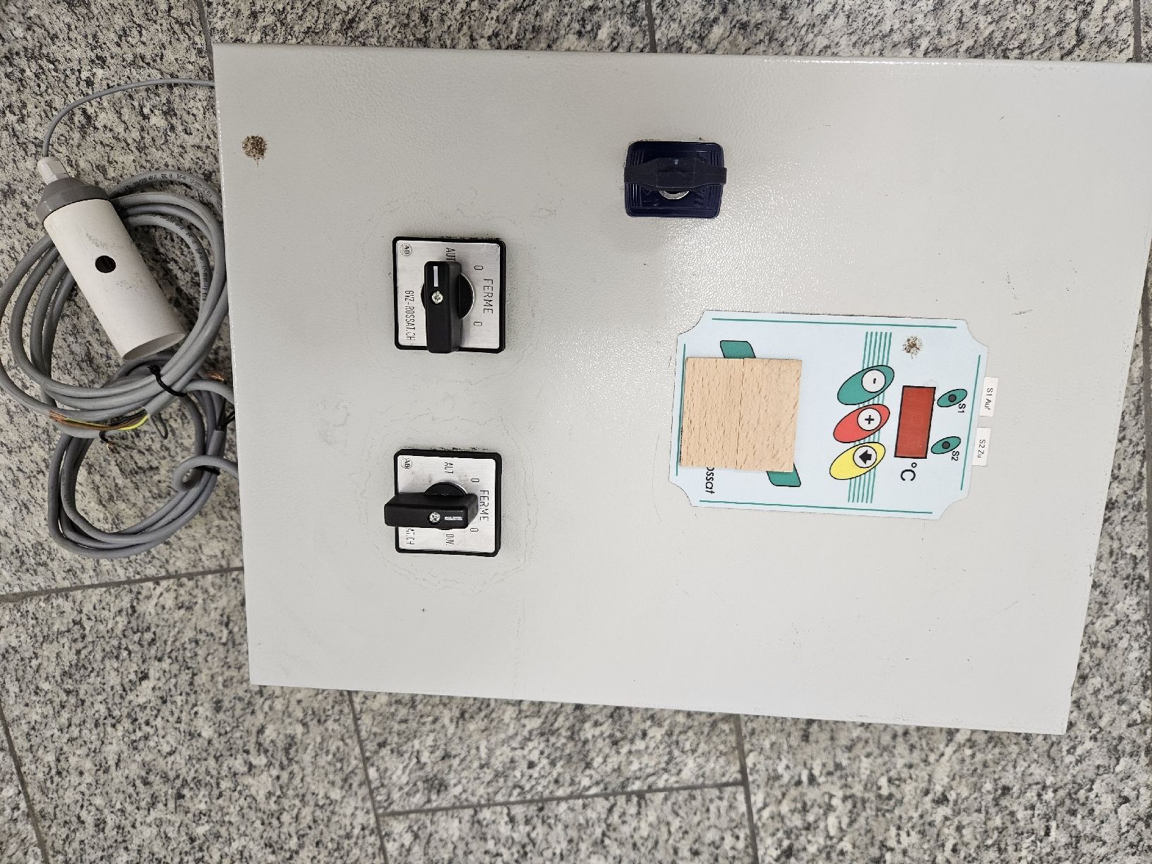 Armoires: Elektrokasten  – Neuf (Voir description) à Regensdorf par Zem003 7