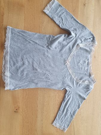 H&M Langarmshirt grau mit Spitze, gebraucht