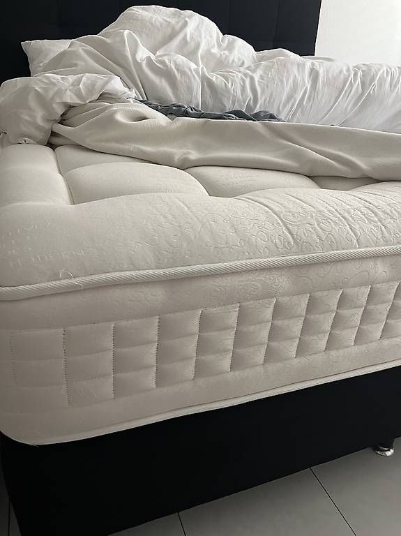 Letti: Boxspringbett 180x200 – Usato da Pfäffikon SZ venduto da hejaeggi 1