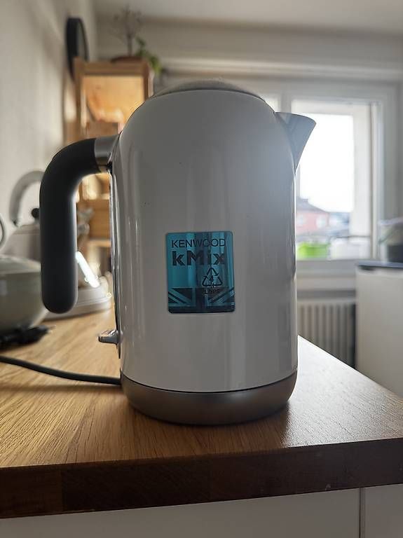 Kenwood Wasserkocher: Bouilloire Kenwood KMIX – Neu (gemäss Beschreibung) aus Lausanne von ponifull