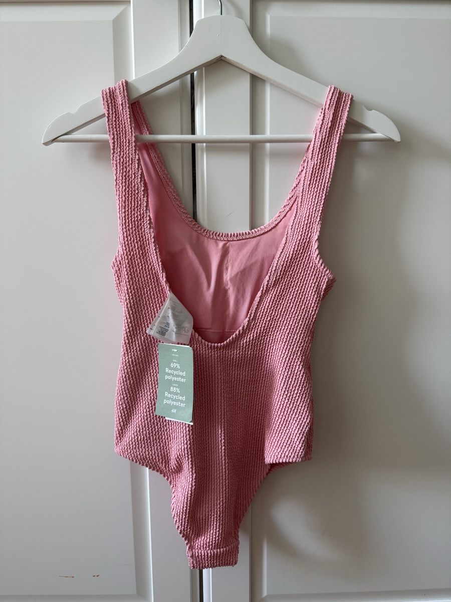 H&M Costumi da bagno & Bikini: Badeanzug rosa Grösse XS S HM Neu mit Etikett – Nuovo e nell'imballaggio originale da Zürich venduto da litlt 1
