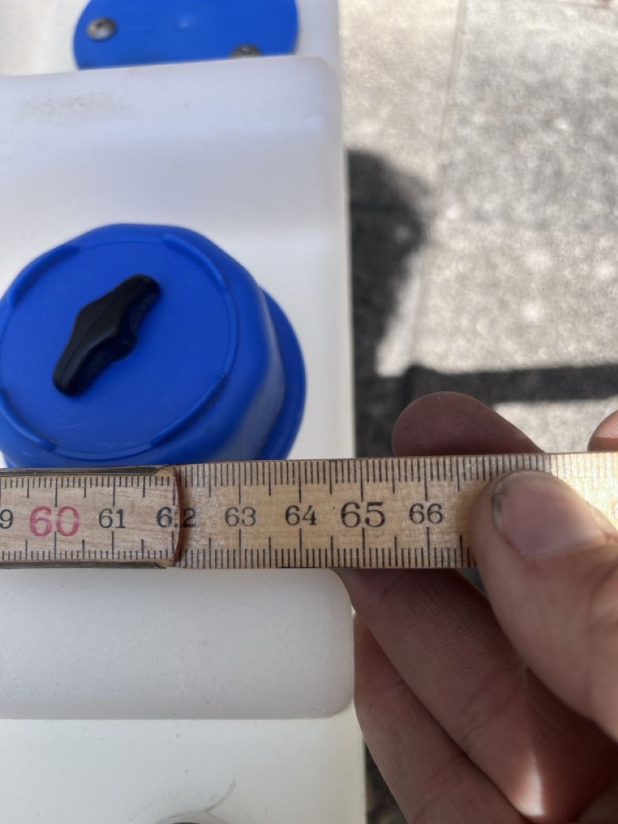 Abbeveratoi e trogoli: Wassertank ungebraucht  45liter  – Nuovo e nell'imballaggio originale da Scherzingen venduto da Husabergli 4