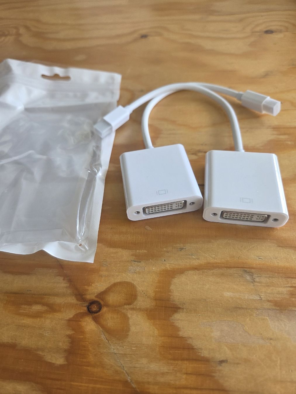 Laufwerke & Adapter: Mini DisplayPort auf DVI Adapter - Top Zustand! – Neu (gemäss Beschreibung) aus Allschwil von Zora_26