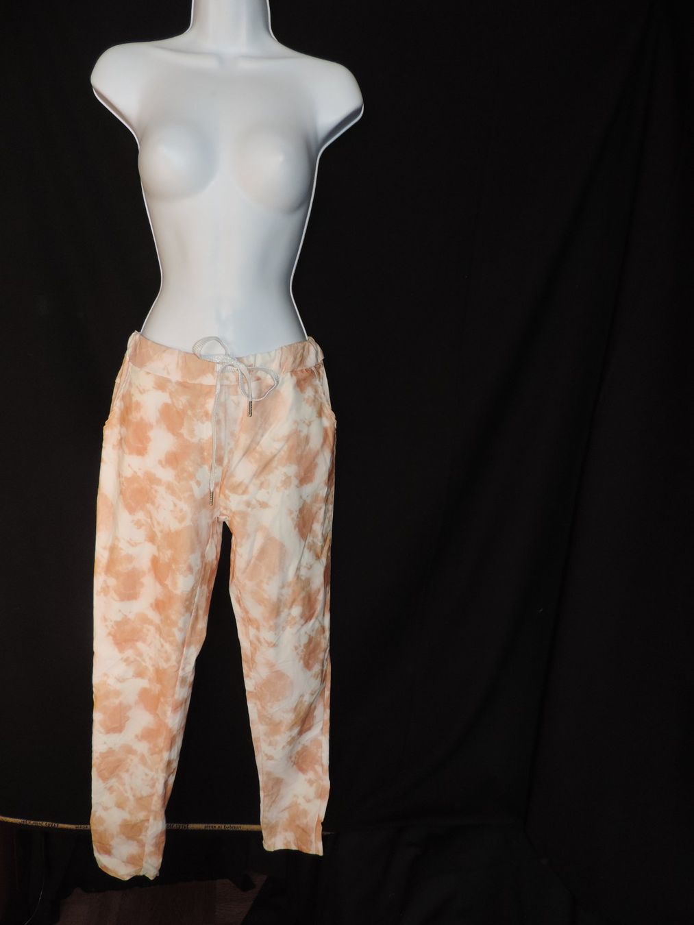 Hosen: pantalon stretch rose brun blanc – Gebraucht aus Genève von Axelle333 1