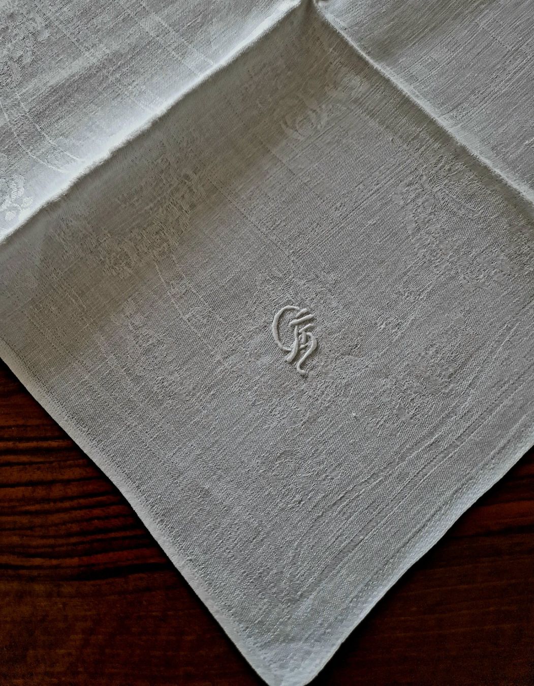 Tovaglioli: Leinedamast Servietten mit Monogramm GF – Nuovo (secondo la descrizione) da Bern venduto da Antikbatik 7