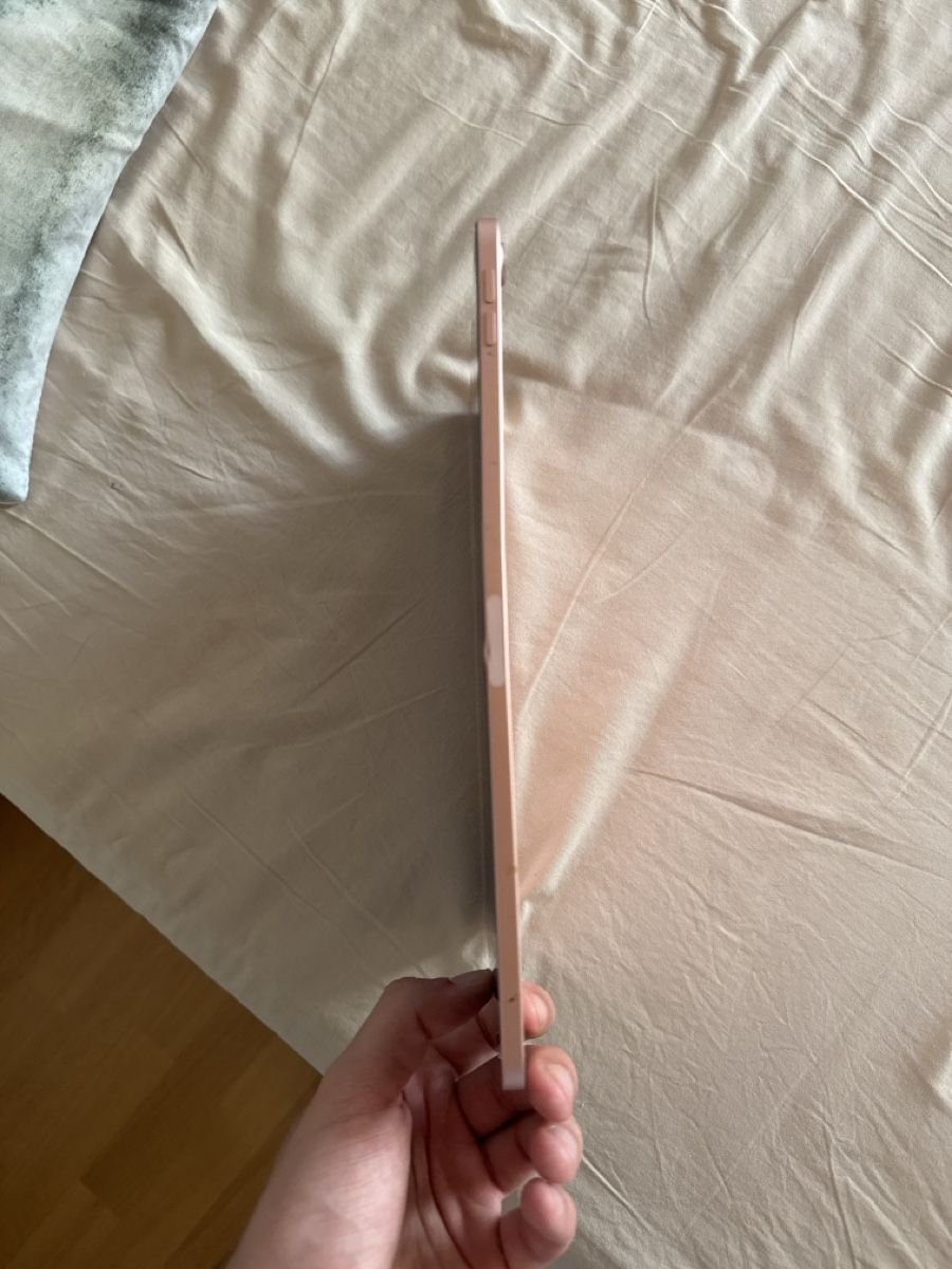 Apple Tablet PC: Apple iPad Air 4. Gen 256GB  – Usato da Olten venduto da HoYa01 4