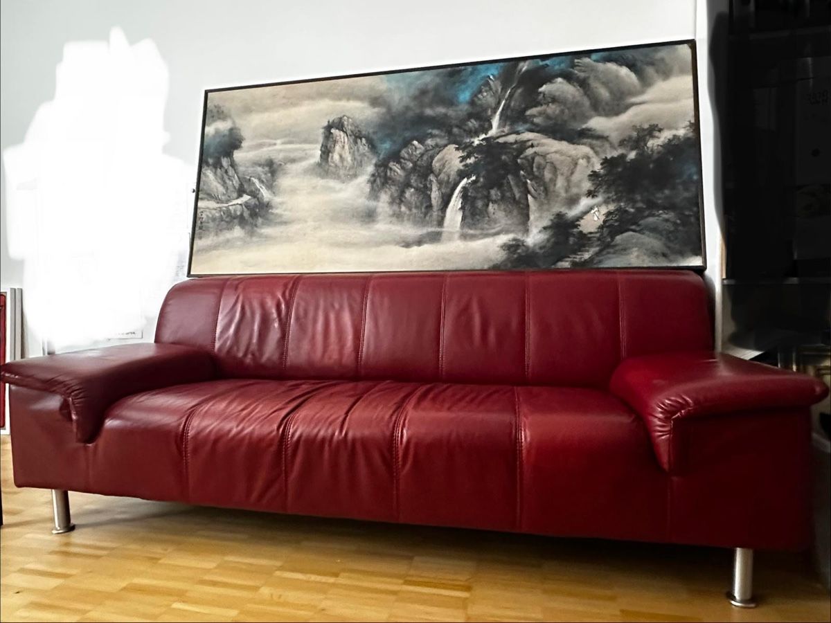 Sofas: Three-Seater Leather Sofa in Red – D'occasion à Basel par jas_h9g2 1