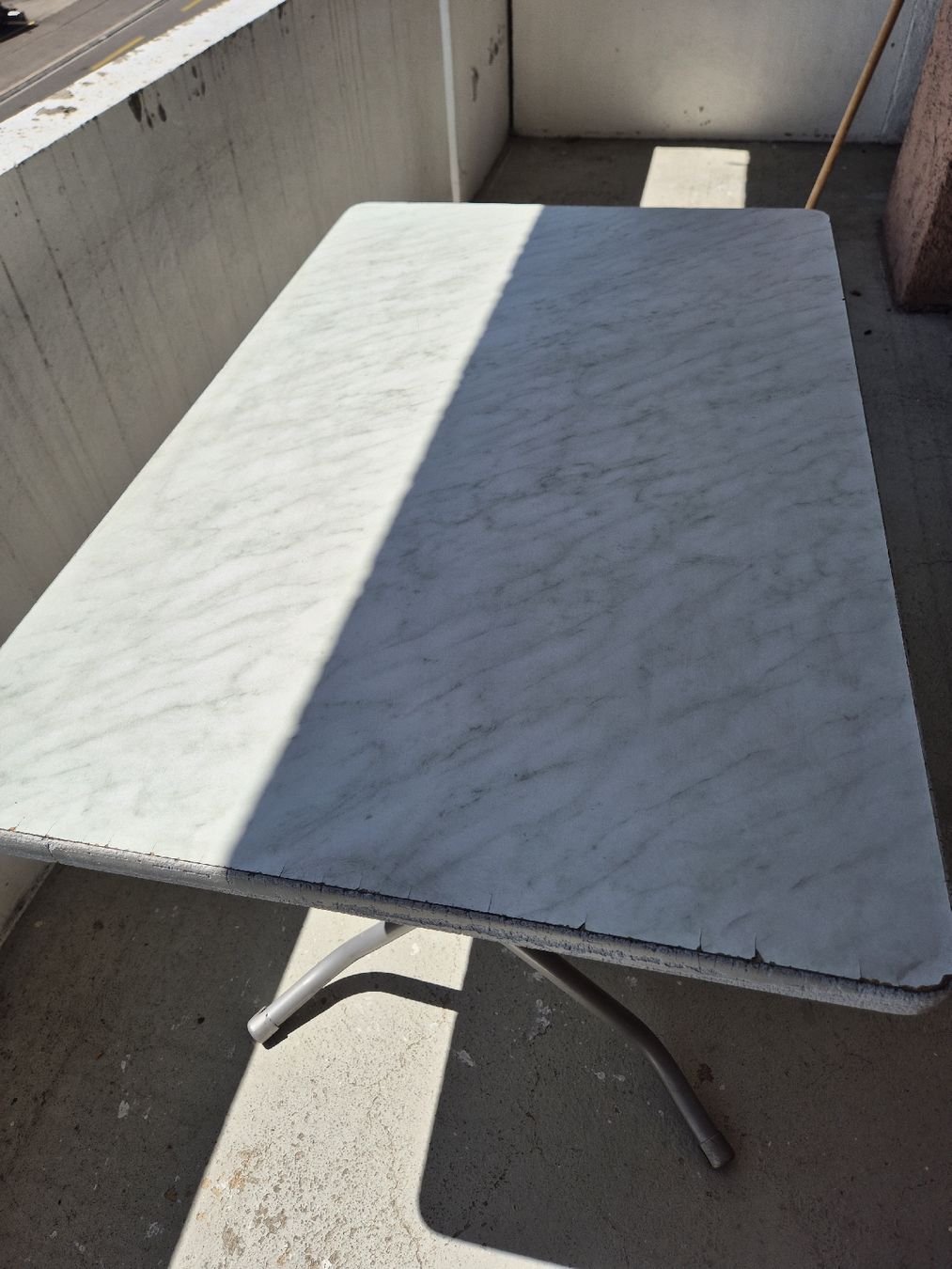 Tables: Balkontisch, klappbar – D'occasion à Winterthur par aka_8nnz 1
