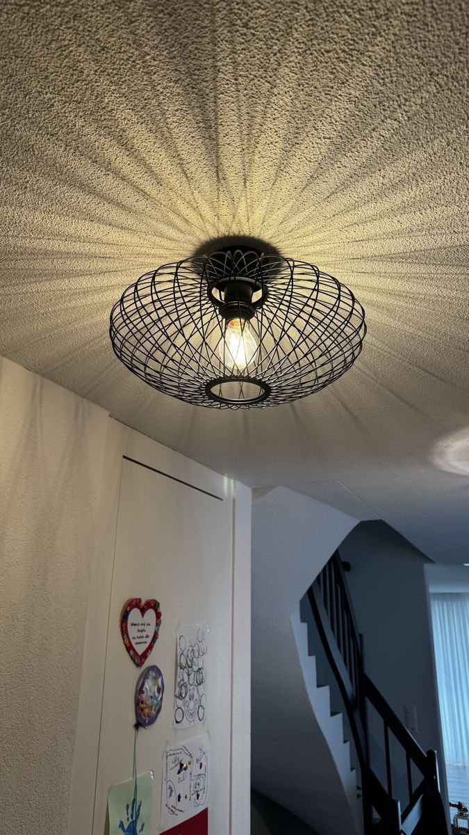 Kronleuchter & Deckenlampen: Deckenleuchte Schwarz  – Gebraucht aus Gossau ZH von Celestino_2.0