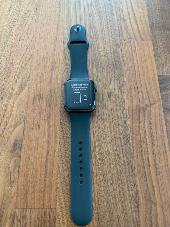 Model a2352 best sale apple watch