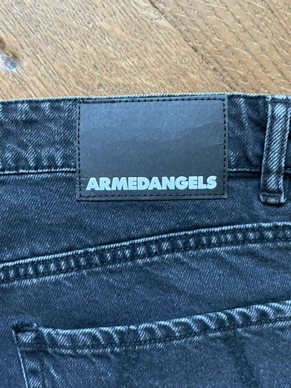 Armedangels Jeans: Jeans Shorts Armedangels – Nuovo (secondo la descrizione) da Solothurn venduto da philippe_wehrli 3