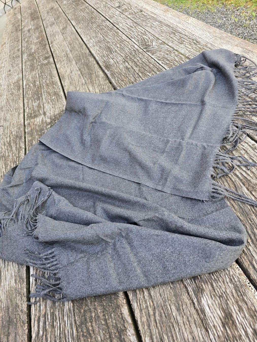 Foulard & Sciarpe: Kleidung: Schal Horsami anthrazit – Nuovo (secondo la descrizione) da Romanshorn venduto da Rachacha
