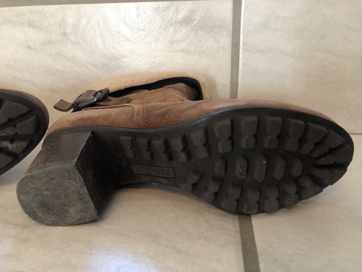 Scarpe da donna: Stiefeletten Wildleder Manas Gr. 37 – Usato da Büren SO venduto da Nuri09 1