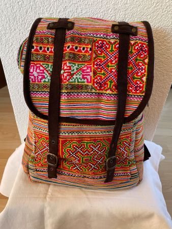 Toller Textil-Rucksack aus Thailand, farbenfroh