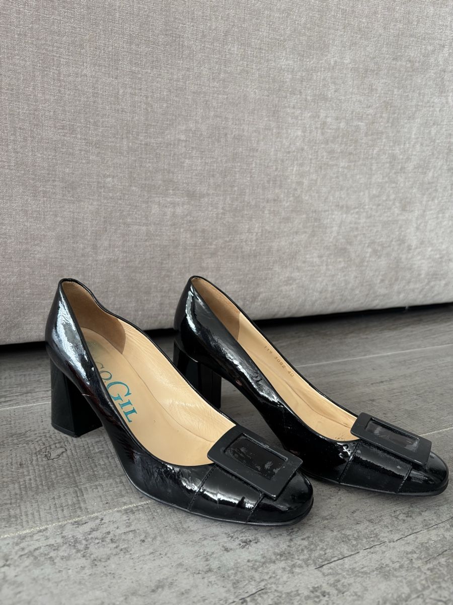Scarpe da donna: Escarpins vernis noirs chic et élégants pointure 40 – Usato da Savièse venduto da aly_zc2h 1
