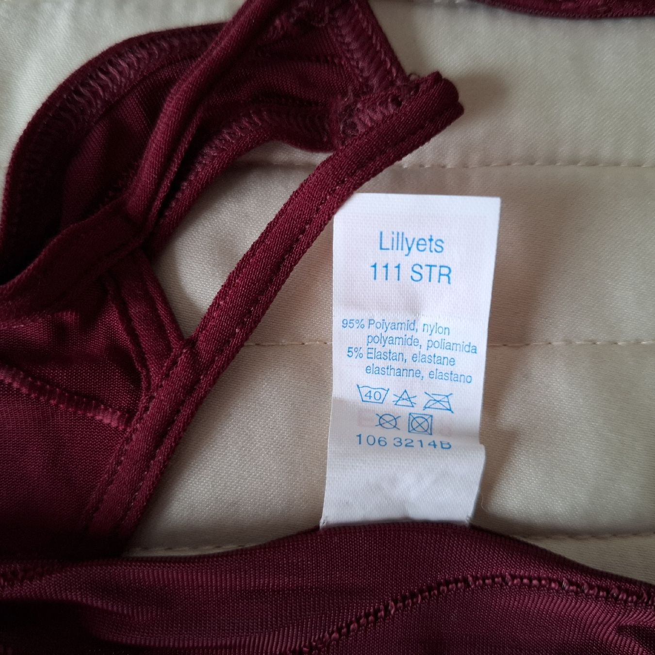 Triumph Altra biancheria intima: Dunkelrotes Dessous Set von Triumph, Gr. 70A & 38 – Nuovo (secondo la descrizione) da Emmen venduto da Tigerlady 4