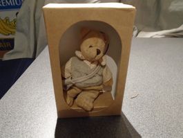 Teddy Bär mit Hemd/Weste/Hose, Dekoratio